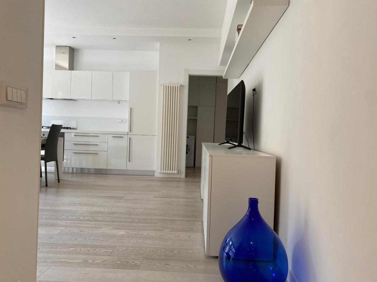 Bright & Spacious Apartment Near Navigli - Ponti Mailand Exterior foto