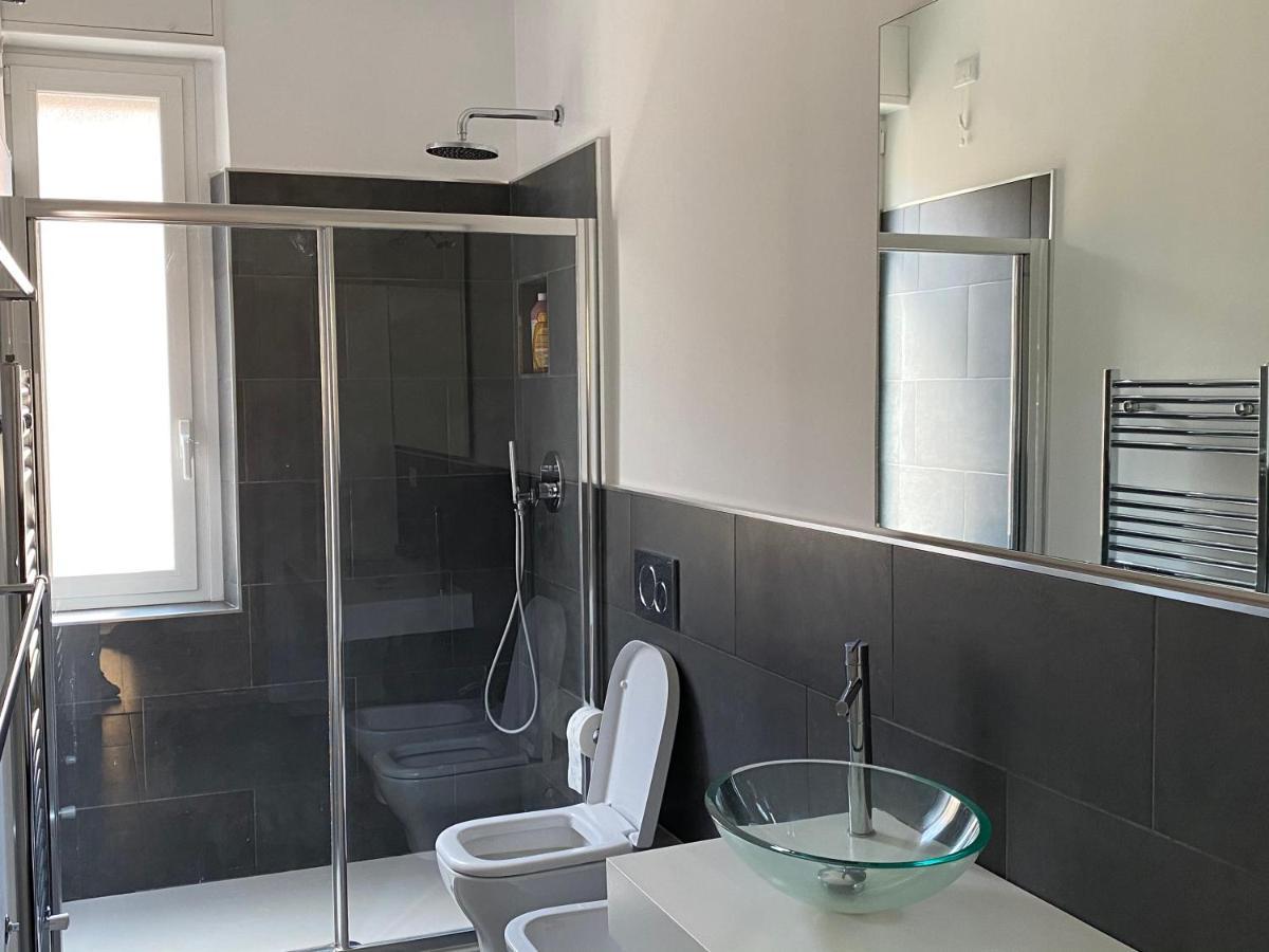 Bright & Spacious Apartment Near Navigli - Ponti Mailand Exterior foto