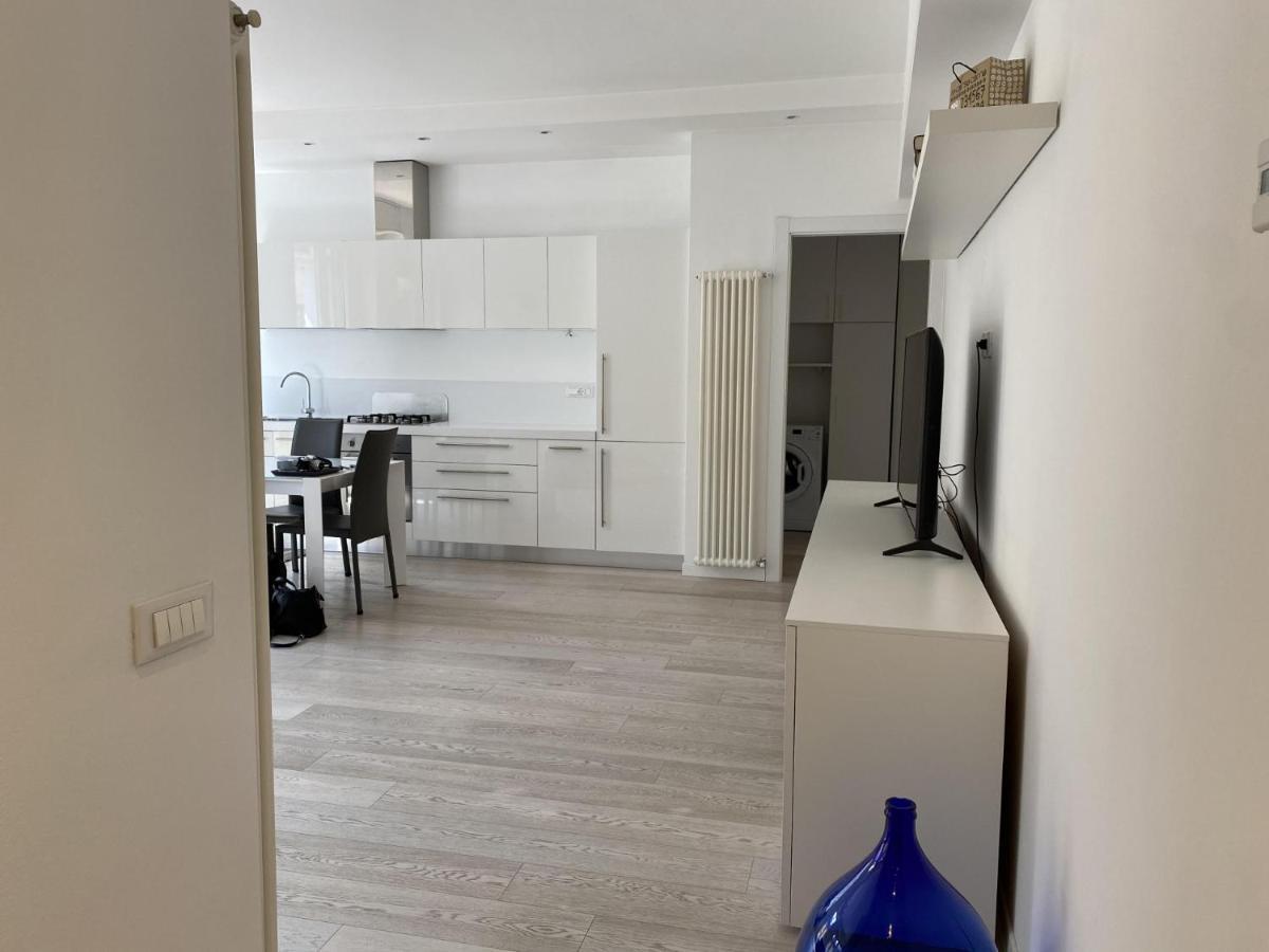 Bright & Spacious Apartment Near Navigli - Ponti Mailand Exterior foto
